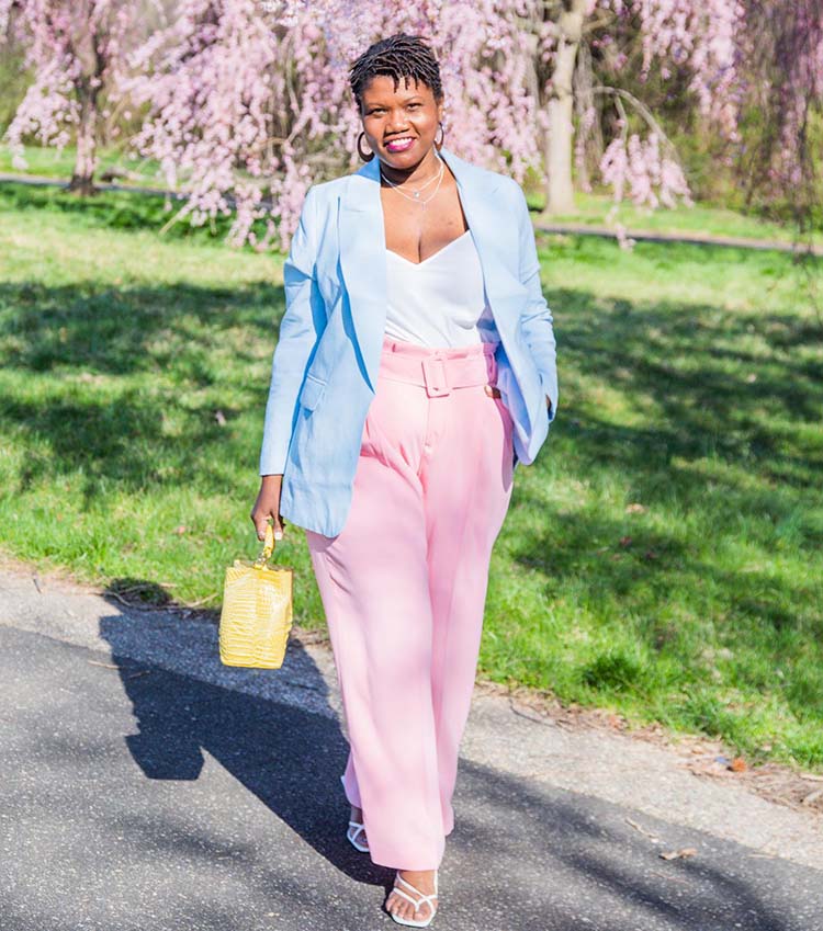 How to dress with big bust - Georgette in blazer, v-neck top and trousers | 40plusstyle.com