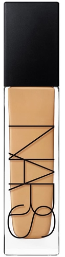 Best foundation for mature skin - NARS Natural Radiant Longwear Foundation | 40plusstyle.com