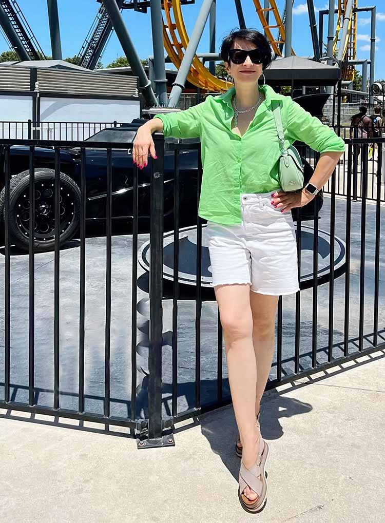 Natalia in shirt and denim shorts | 40plusstyle.com