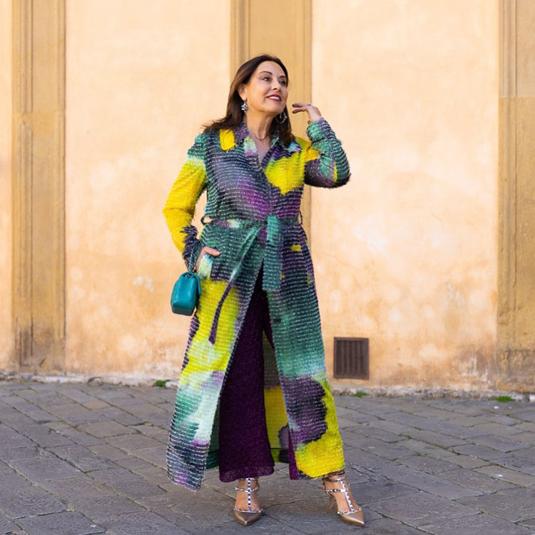 Formal dress cover up - Rita in a statement printed coat | 40plusstyle.com