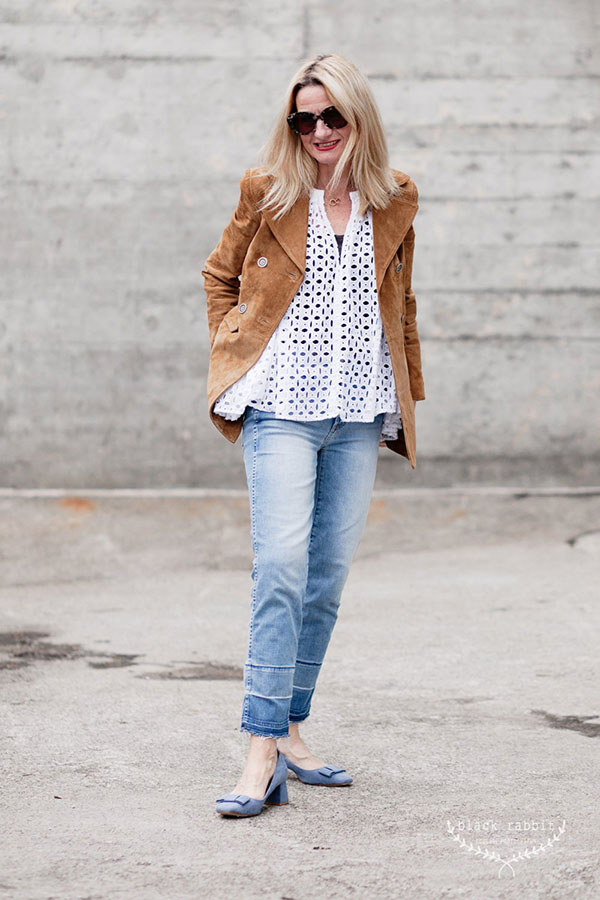Fun outfit ideas: vintage jacket with heels | 40plusstyle.com